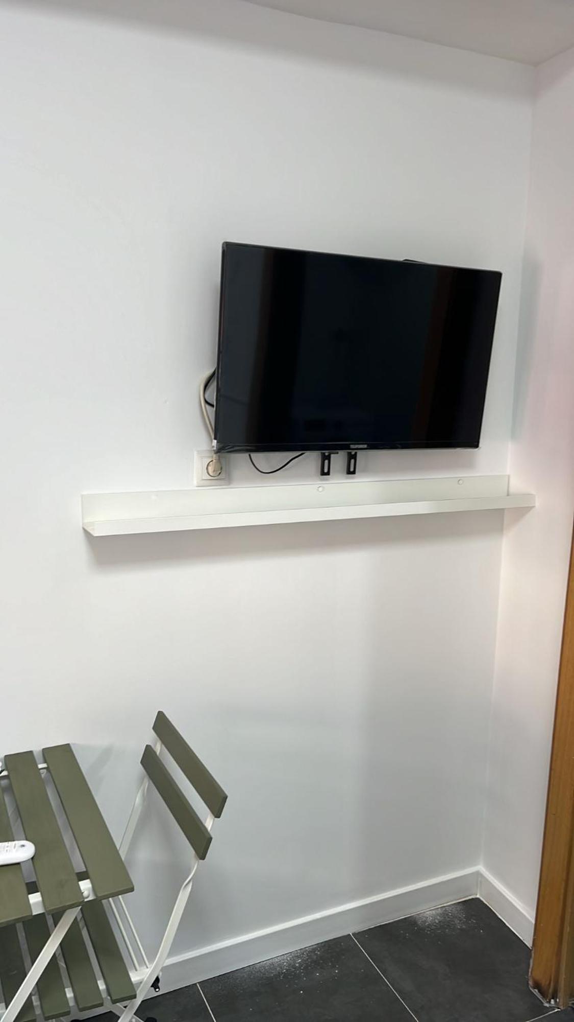 Estudio Encantador Cerca Del Carrefour Rosaleda 1 Málaga Esterno foto