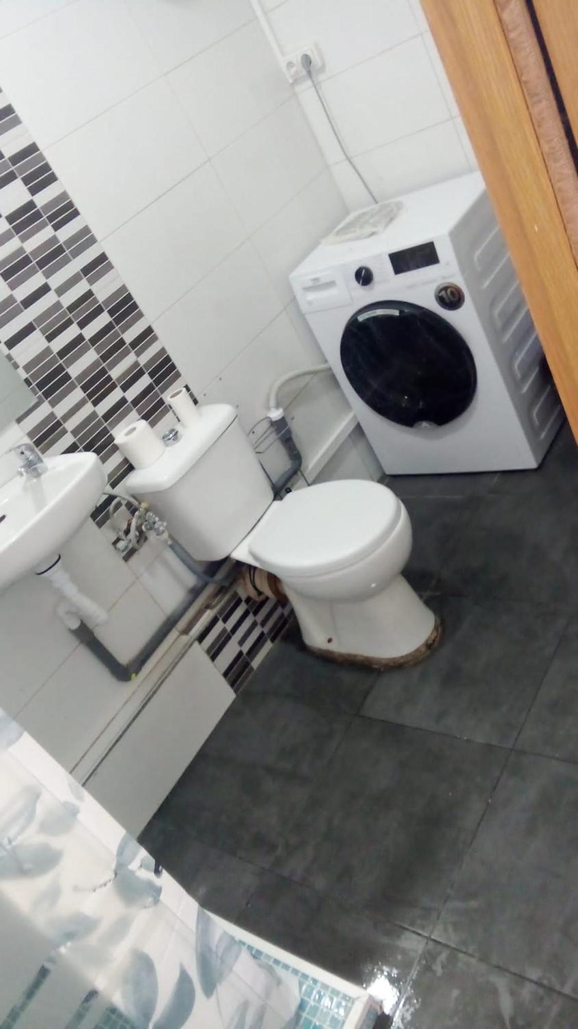 Estudio Encantador Cerca Del Carrefour Rosaleda 1 Málaga Esterno foto