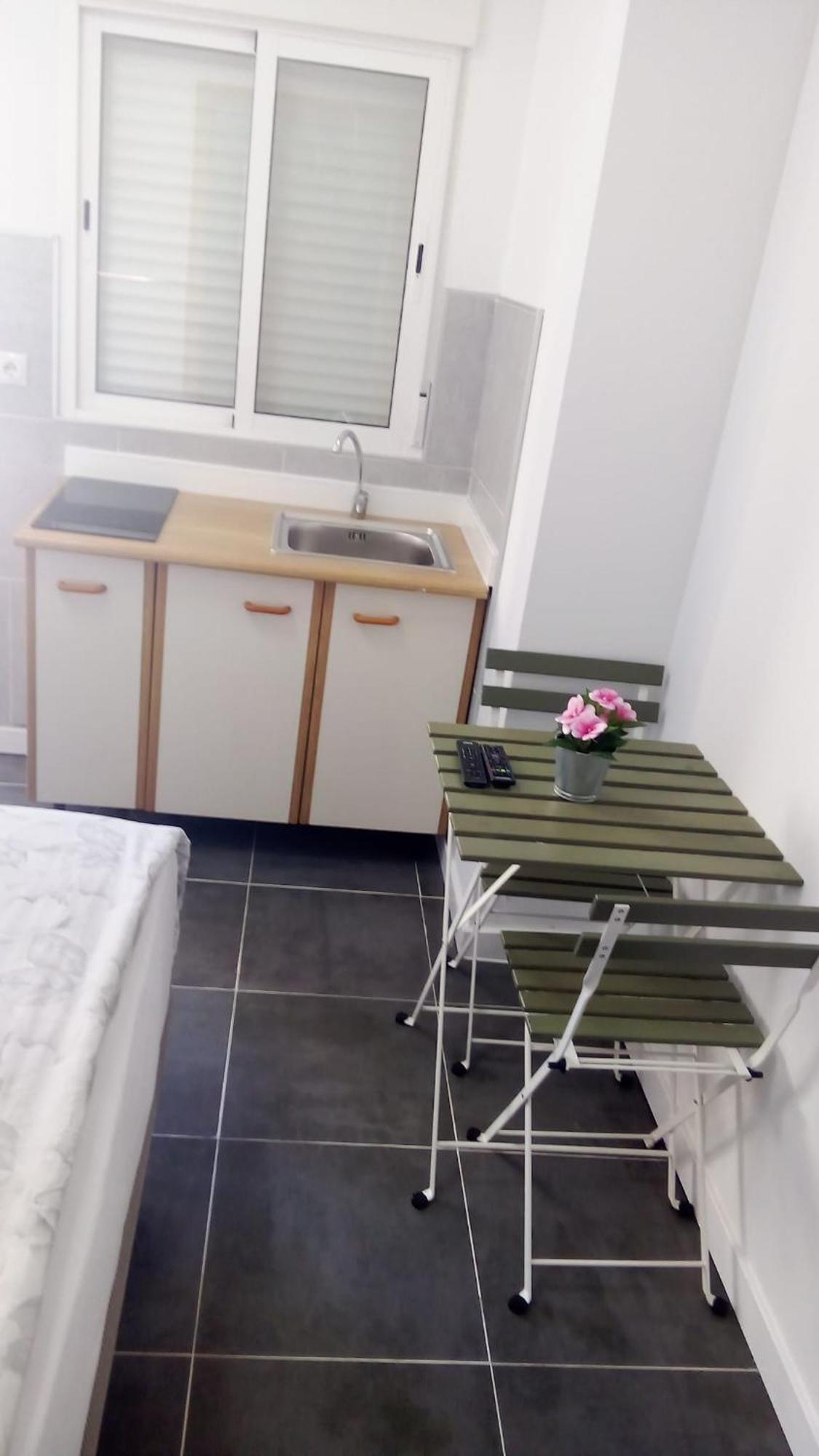 Estudio Encantador Cerca Del Carrefour Rosaleda 1 Málaga Esterno foto
